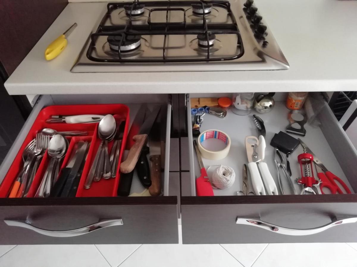 Rosso Tirano Apartment Bagian luar foto