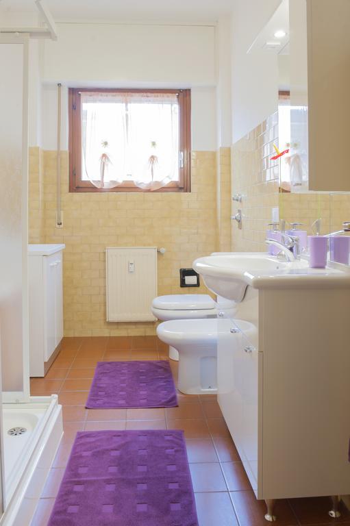 Rosso Tirano Apartment Bagian luar foto