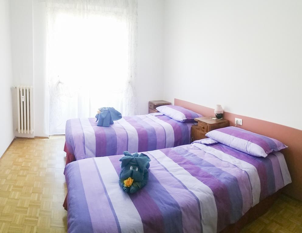 Rosso Tirano Apartment Bagian luar foto